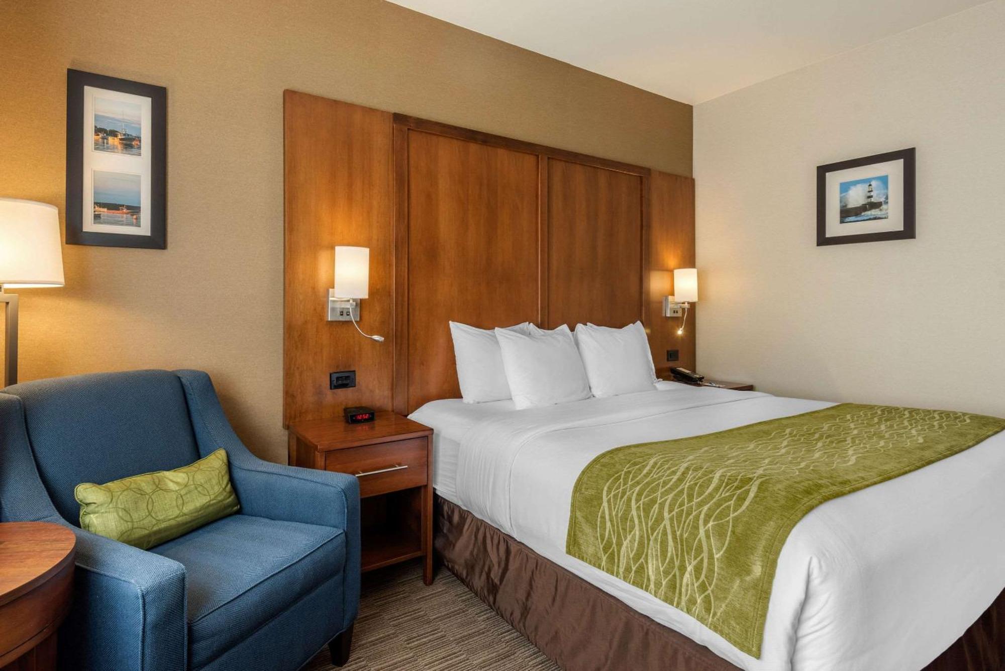 Comfort Inn Ellsworth Exterior foto